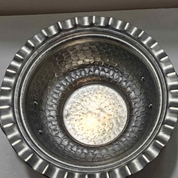 Vintage Everlast Forged Aluminum Bowl With Ribbed Lid - Picture 4 of 6